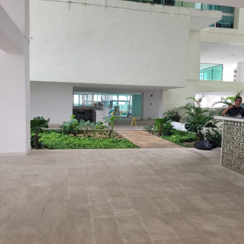 Costa del Este, Cerca Multinacionales: Lumiere Amoblado, 210 m², 3 Recámaras + Den