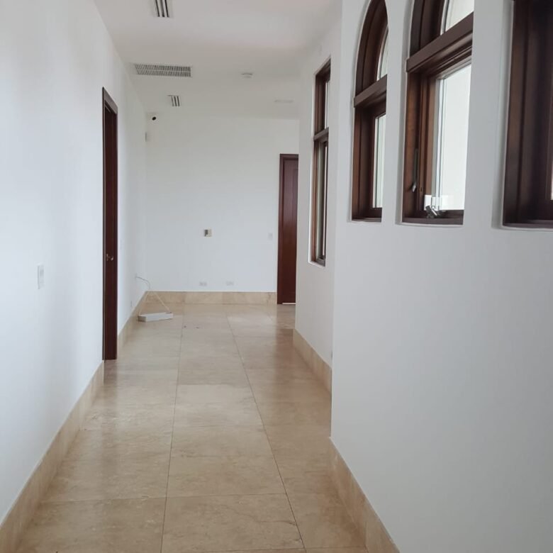 Casa en Campo de Golf : Santa María, exclusiva comunidad completa con garita de seguridad 24 horas
