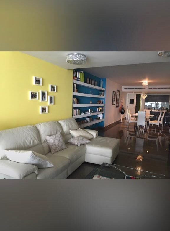 Avenida Balboa – Frente Al Mar: Viva de Lujo, Yoo Amoblado, 167 m², 2 Recámaras