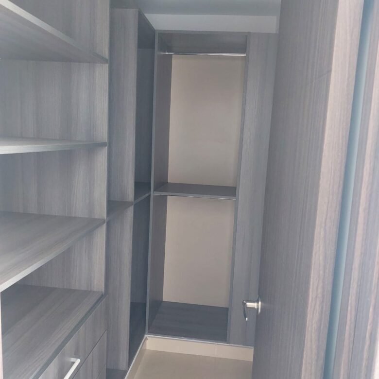 Altos de Panamá, Nuevo, Kings Park 500: 155.70 m² con 4 Recámaras y 3 Parking