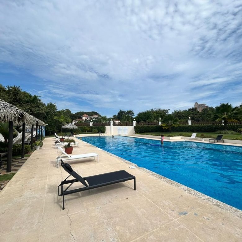 Viva en Playa Coronado con Campo de Golf: Amoblado, Vista Al Mar, Coronado Golf