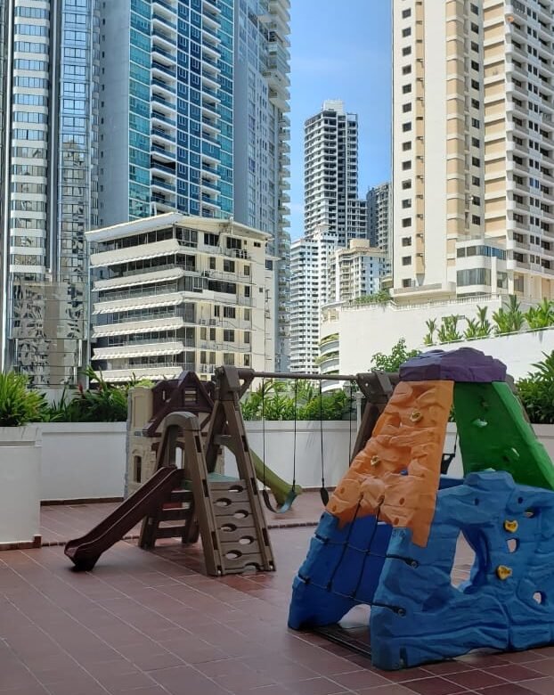 El Hogar Para Usted! Paitilla – Winston Churchill: Apartamento de 160 m², 3 Recamaras + Cuarto y Baño de Servicio