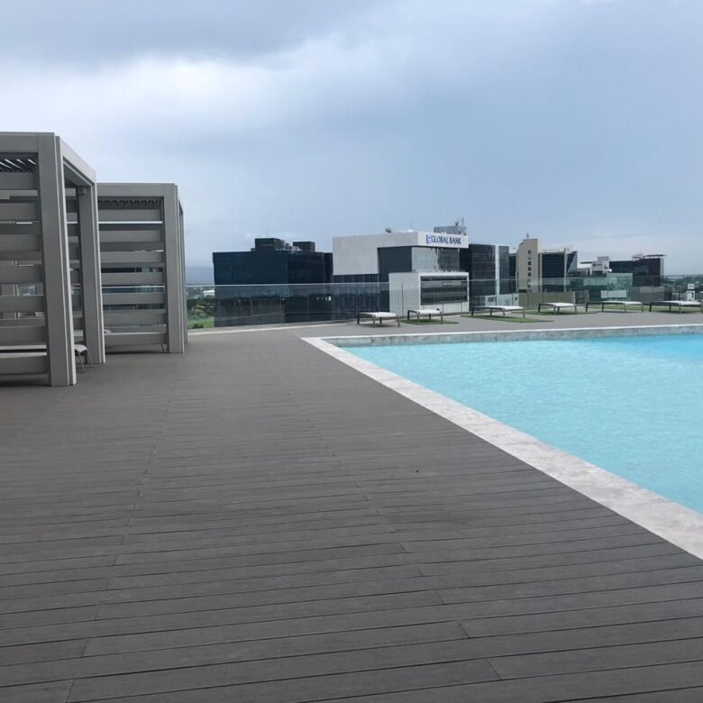 Santa Maria – Comunidad de Golf en Ciudad: Torre Greenview, 215 m², 3 Recámaras, Seguro y Pacífico