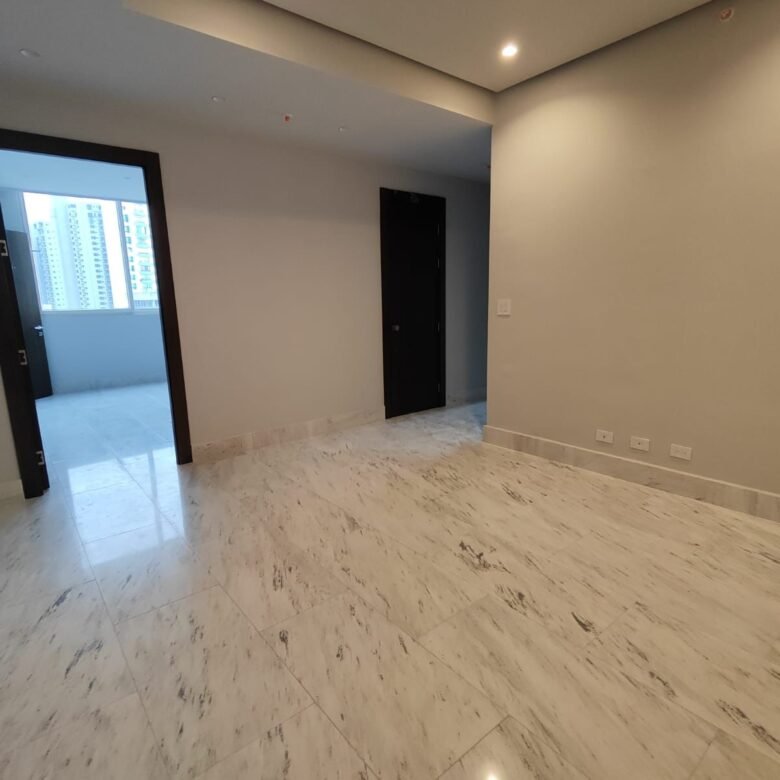 Estrene un Hogar Exclusivo en Paitilla: Vista Al Mar, The Towers, 329 m²