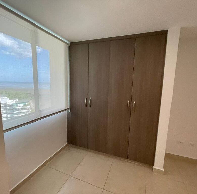 Costa del Este, Cerca Multinacionales: Lumiere, 210 m², 3 Recámaras + Den