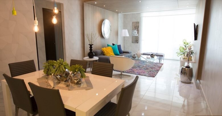 Viva con Elegancia y Comodidad en El Centro de Todo: Pacific Park – Edison Park