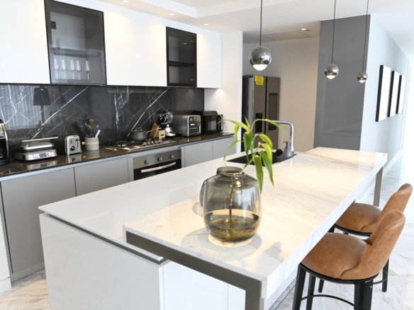 Su apartamento de lujo, diseñado por Wanders,  Marbella: Listo para Entrega