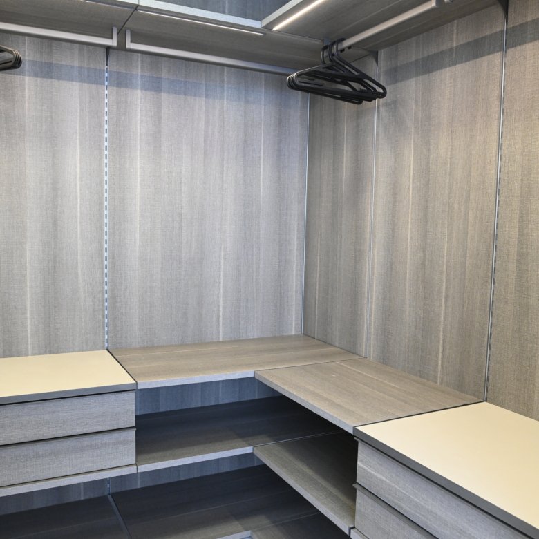Su apartamento de lujo, diseñado por Wanders, Marbella: En construccion
