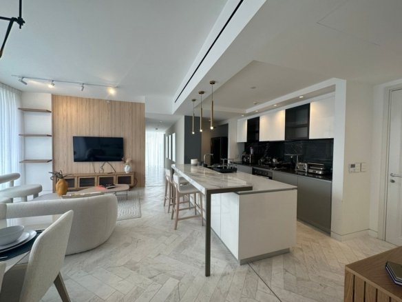 Su apartamento de lujo, diseñado por Wanders,  Marbella: Listo para Entrega