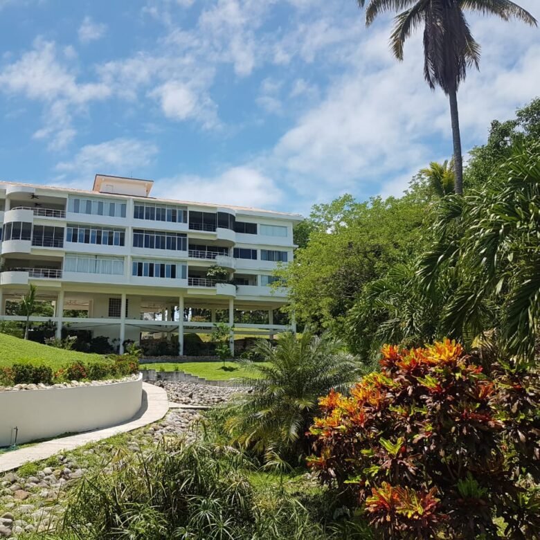 Coronado: Apartamento con Vista Al Mar, 204 m², Piso Alto, 4 Habitaciones