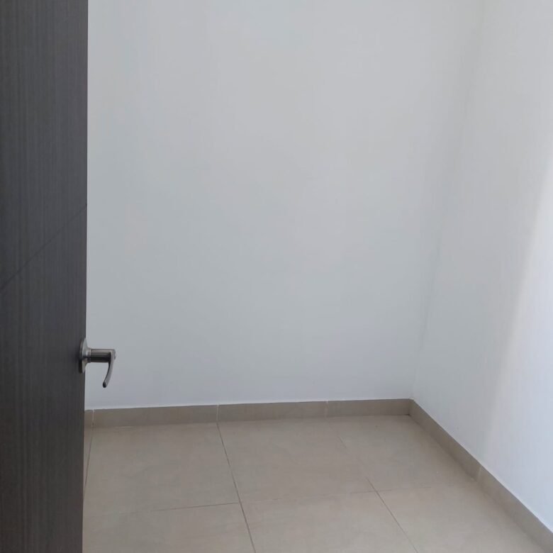 Altos de Panamá, Nuevo, Kings Park 500: 155.70 m² con 4 Recámaras y 3 Parking