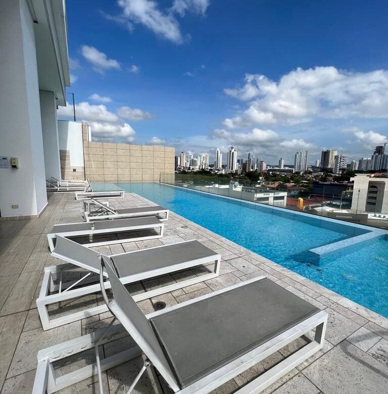 San Francisco, The Towers: Apapartamento de 271 m², Frente a Multiplaza