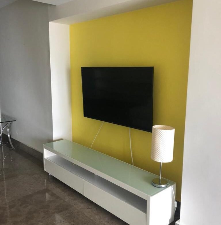 Avenida Balboa – Frente Al Mar: Viva de Lujo, Yoo Amoblado, 167 m², 2 Recámaras