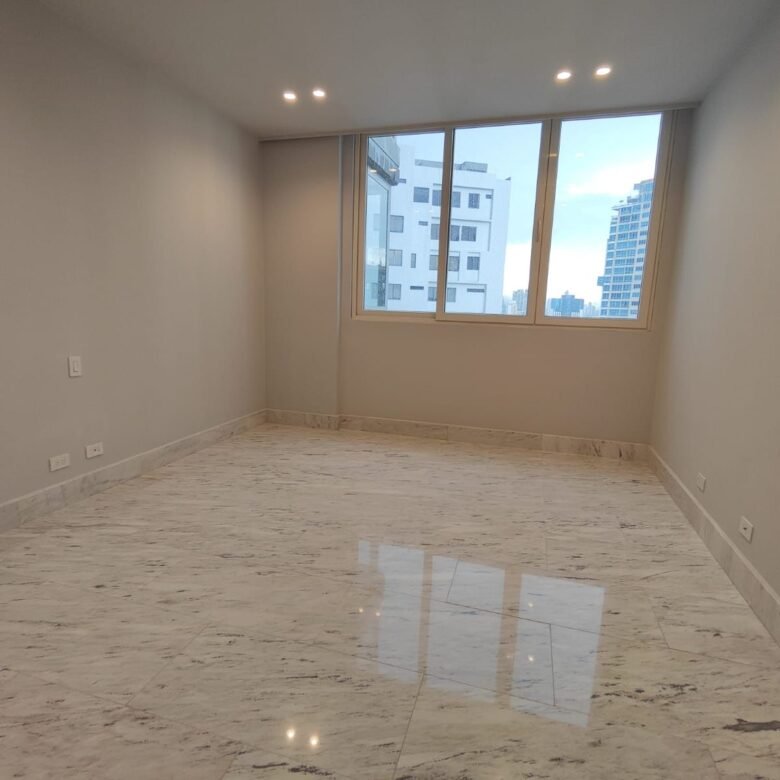 Estrene un Hogar Exclusivo en Paitilla: Vista Al Mar, The Towers, 329 m²