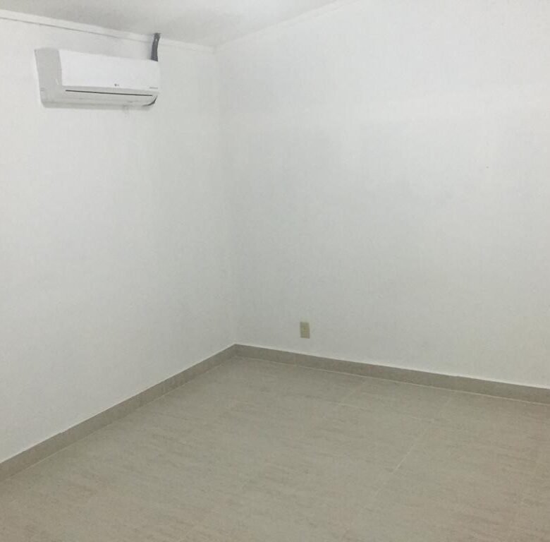 La Boca: R1d2 – Casa Adosada que incluye 2 Apartamentos Anexos