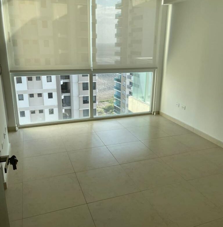 Costa del Este, Cerca Multinacionales: Lumiere, 210 m², 3 Recámaras + Den