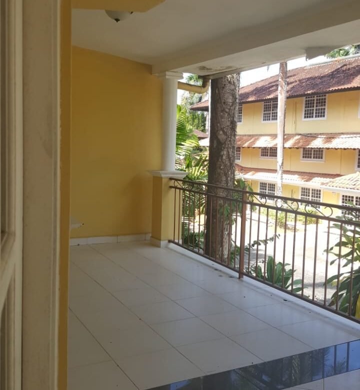 Clayton – Area Revertida: Acceso Restringido, Casa de 4 Recamaras, Cerca Ciudad del Saber