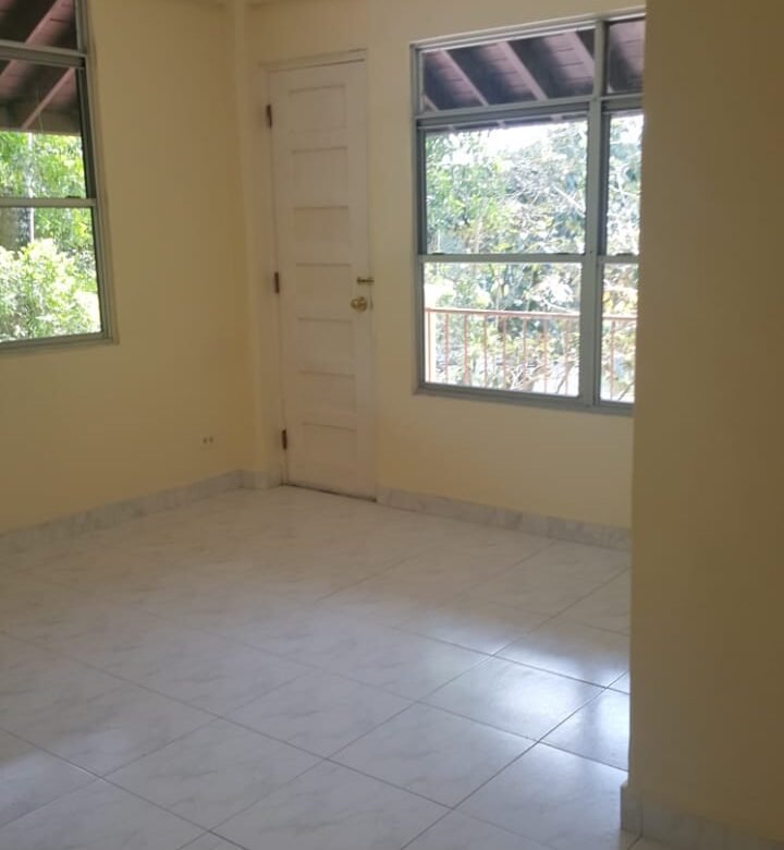 Clayton – Area Revertida: Acceso Restringido, Casa de 4 Recamaras, Cerca Ciudad del Saber