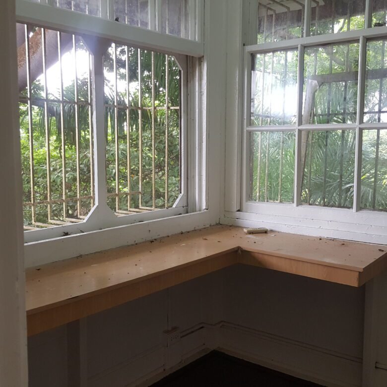 Ancón: 2 Casas de Madera, Una Gema Antigua y Natural, Para Restaurar, 9 Recámara