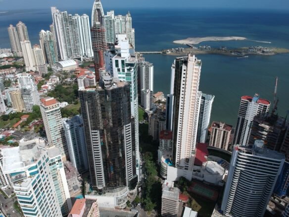 Paitilla: Torre de Lujo – Platinum, Apartamento de 350 m², 3 Recámaras, Piso Alto