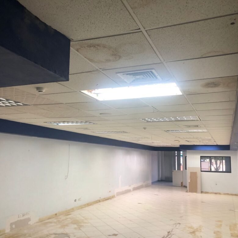 Albrook – Local Comercial: Para inversión, Planta Baja, Frente a Via Principal