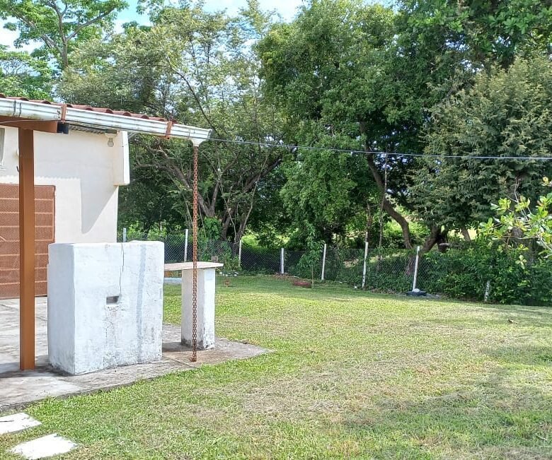 Su Residencia Segura Cerca de Playa Blanca / Farallón: Comunidad con Piscina