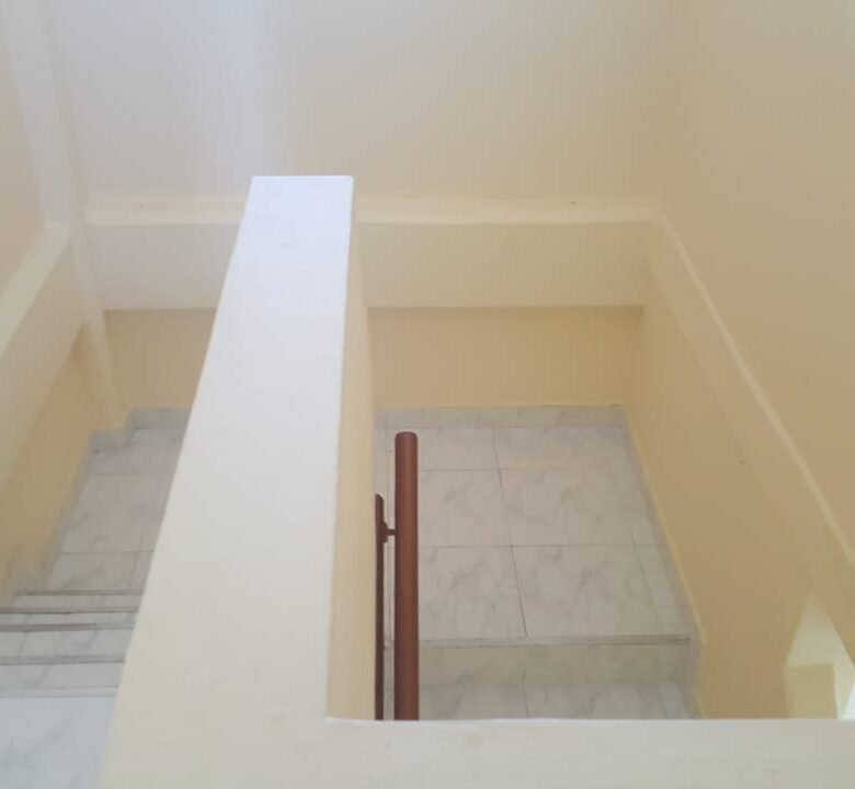 Clayton – Area Revertida: Acceso Restringido, Casa de 4 Recamaras, Cerca Ciudad del Saber