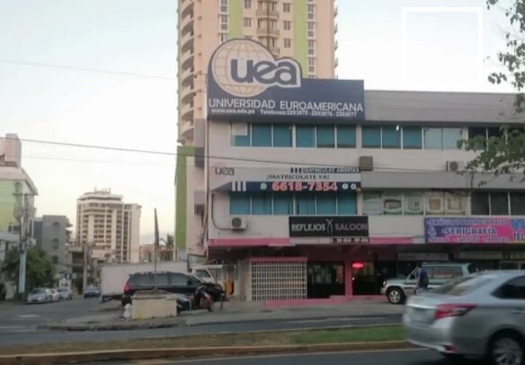Via Brasil, Via Principal – Edificio en Venta: Edificio completo sobre vía principal