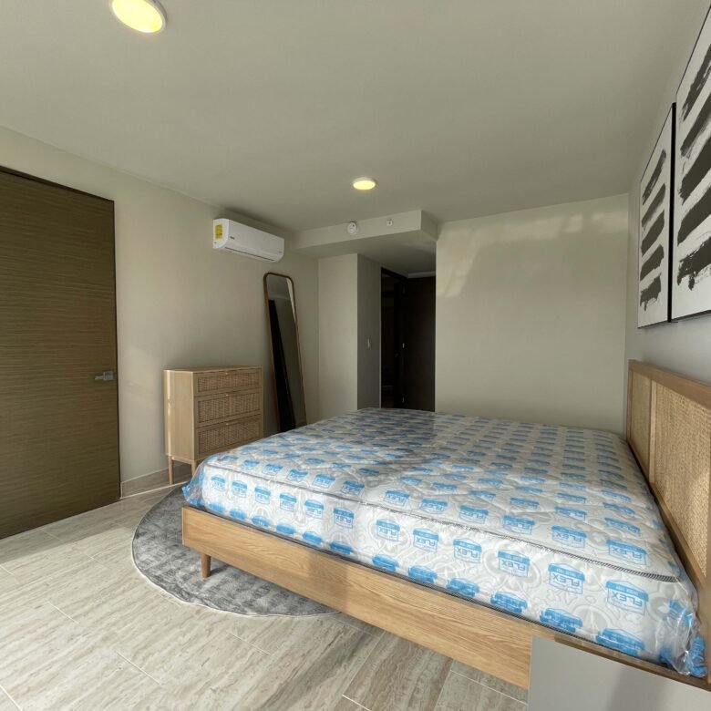 Costa del Este: Sector Alto Nivel, con Casa Club, Amoblado, de 202 m² con 3 Recámaras y 3.5 Baños