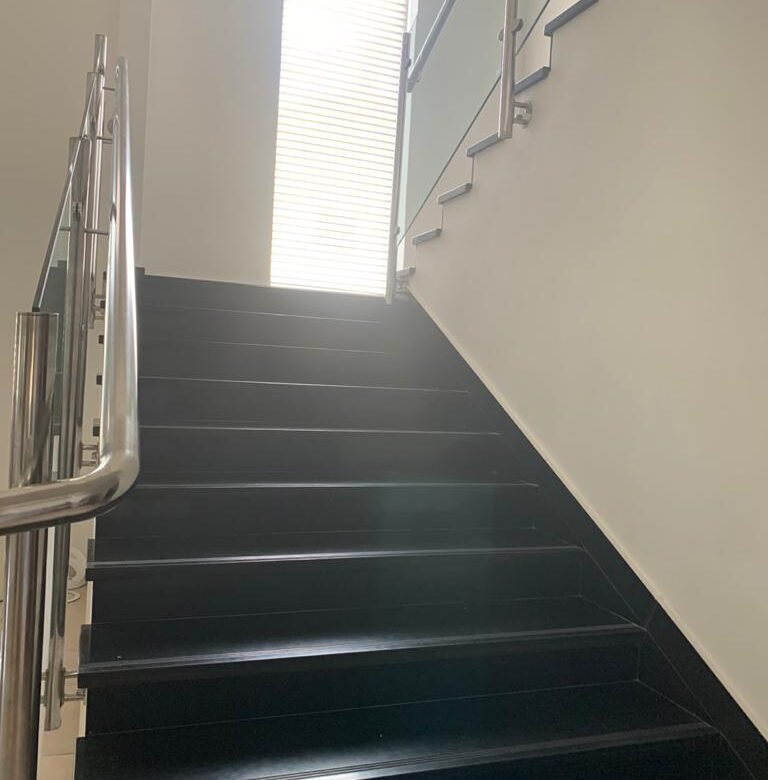 Clayton, Exclusivo, Senderos Camino de Cruces: Casa de 4 Recamaras, 845.74 m² Terreno