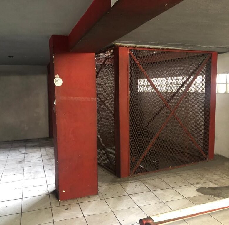 Edificio Completo – Av Central y Calidonia: Rm3c2, con Elevador