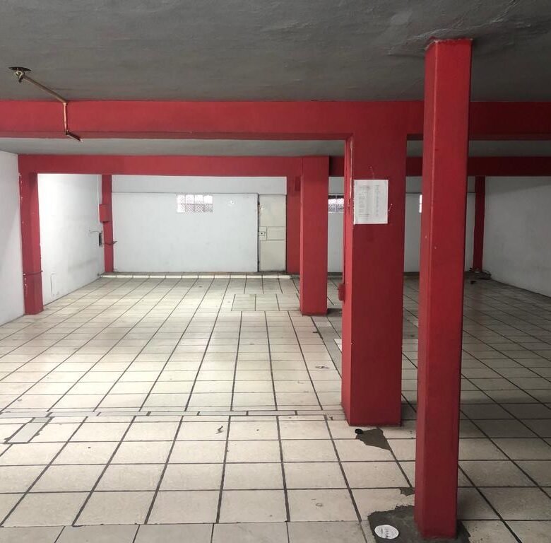 Edificio Completo – Av Central y Calidonia: Rm3c2, con Elevador