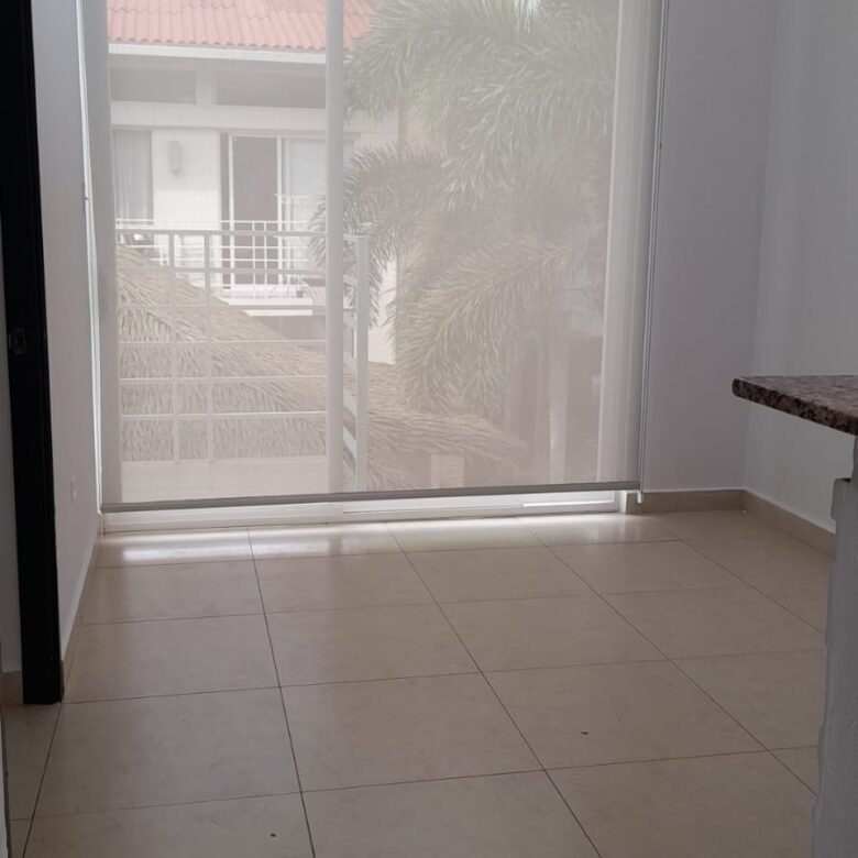 Playa Coronado: Apartamento de 2 Recámaras, Area Social y Garita de Seguridad