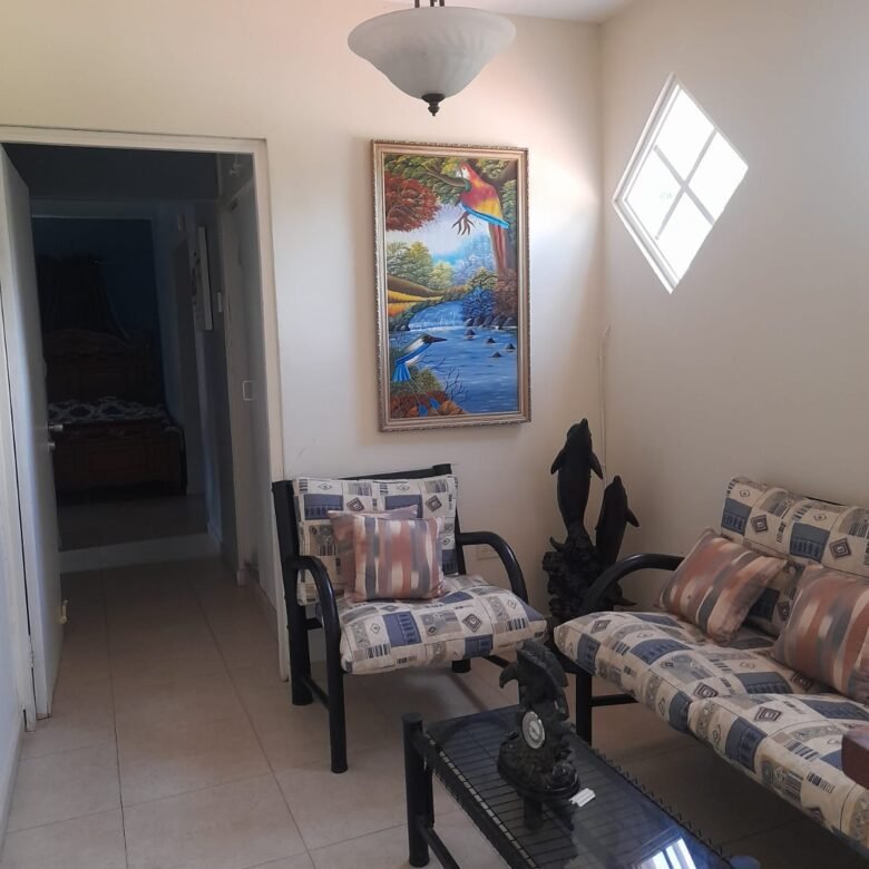 Playa Coronado – Casa con Piscina: con 2000 m² de Terreno, 6 Recamaras