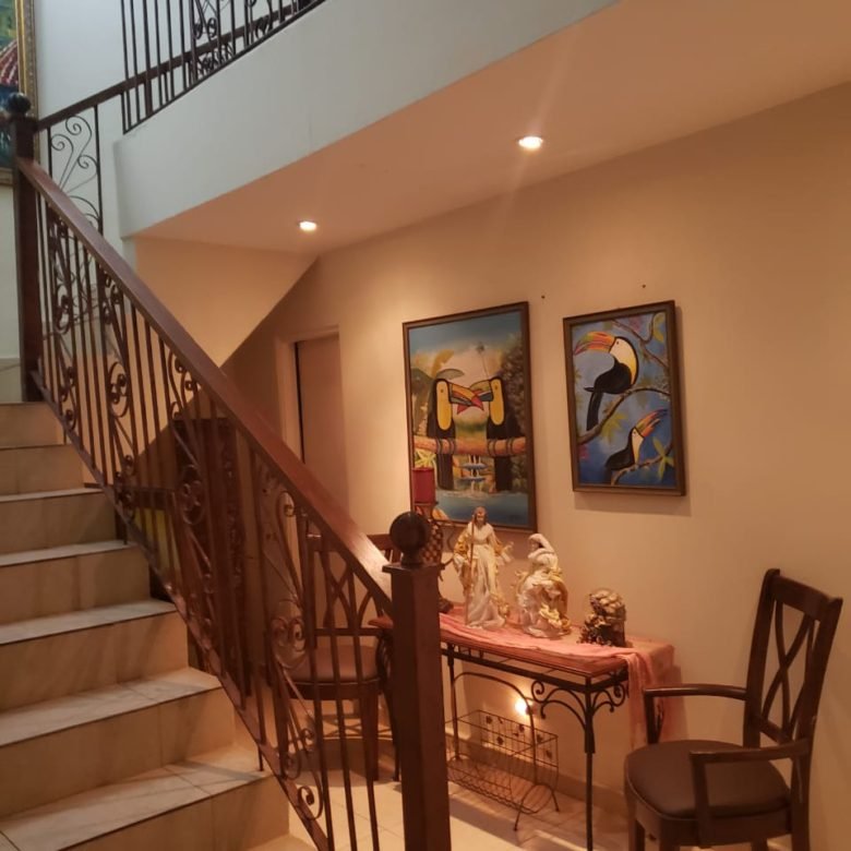 Playa Coronado – Casa con Piscina: con 2000 m² de Terreno, 6 Recamaras