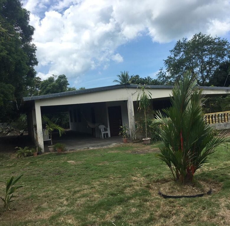 Playa Gorgona 3,128.81 M²: Ideal para uso Comercial – Casa de 4 Habitaciones