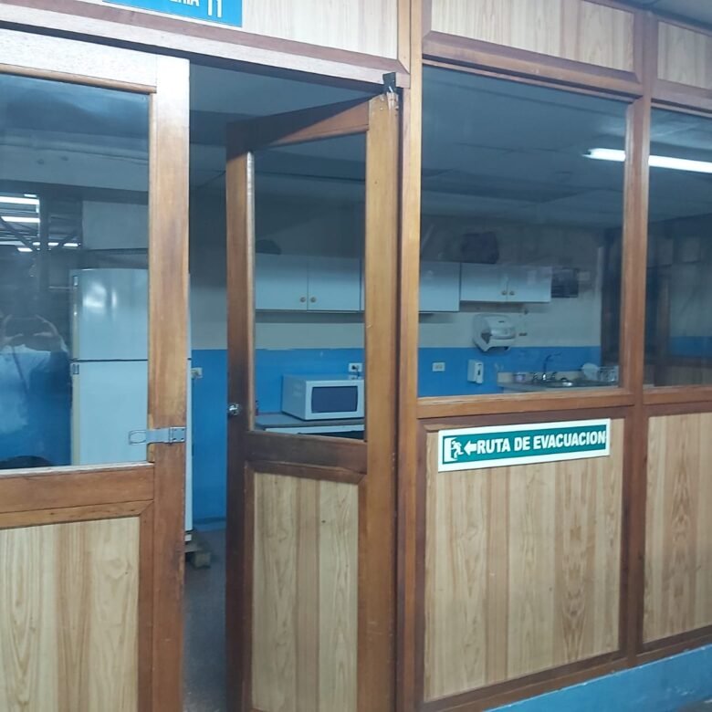 Fernández de Córdova – Local Comercial con Terreno de 5000 m² Aproximado