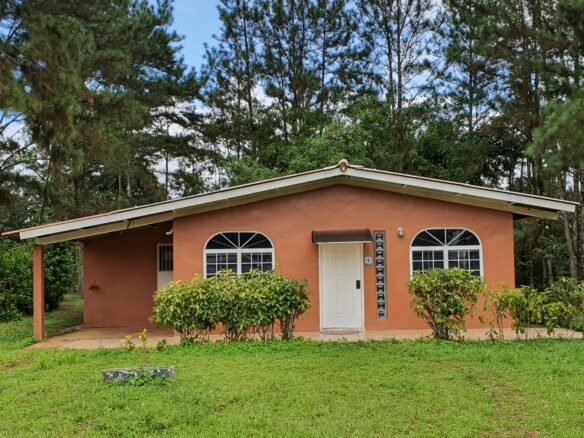 Casa de Montaña – Cerro Azul: de 2 Recámaras, en Residencial Cerrado