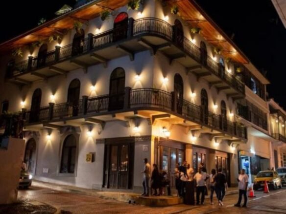Local Comercial de Planta Baja, Casco Viejo, San Felipe: Terminado Finamente