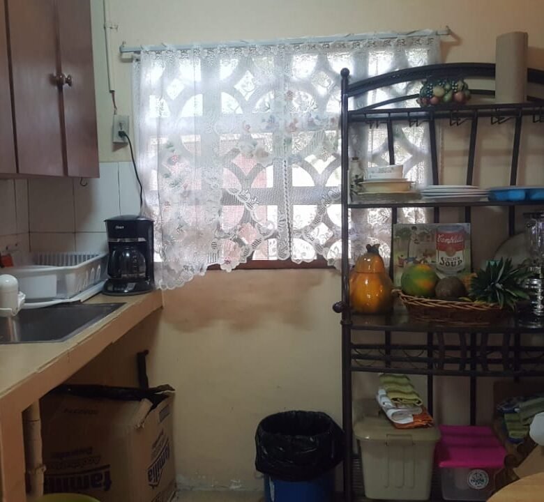 Panama Viejo / Parque Lefevre: 3 Casas con Cuartos de Alquiler