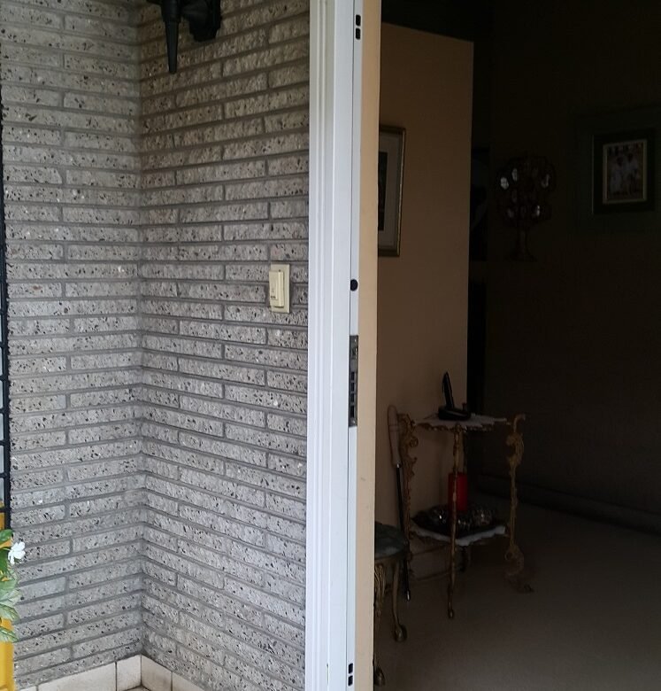 Casa en Chanis: Cómoda Ubicación (Céntrica) – Para Uso Residencial o Comercial