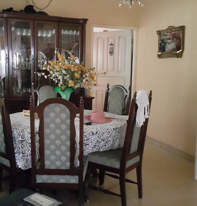 Casa en Chanis: Cómoda Ubicación (Céntrica) – Para Uso Residencial o Comercial