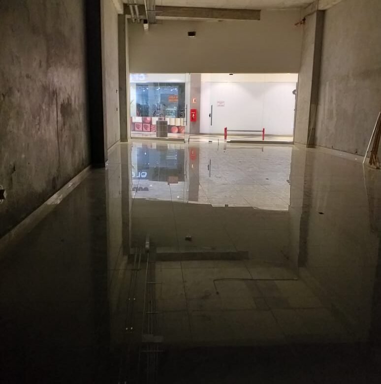Local Comercial: El Dorado Mall – con Frente a Via Ricardo J. Alfaro