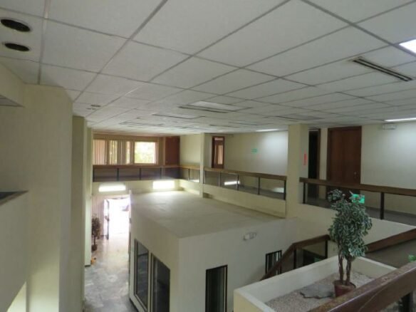 Area Bancaria – Obarrio: 1423 m², Local de Planta Baja, con Bóveda, Terminado