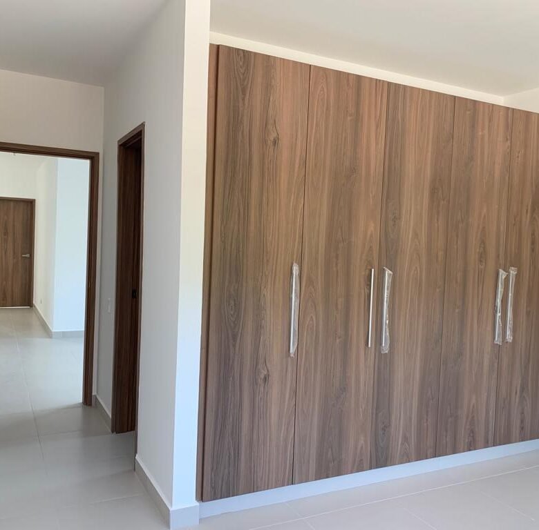 Altos de Panama: Alta Parque – Seguridad 24hrs, Casa de 4 Recamaras, 4.5 Baños