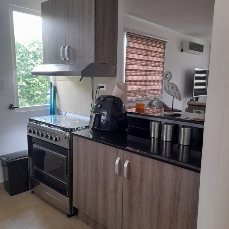 Casa en Playa Coronado: con Seguridad 24hrs, Amoblada, en Esquina, 3 Recs