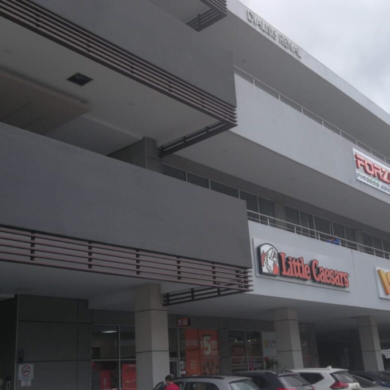 Obtenga Resultados – Brisas del Golf – Signature Plaza: Local Comercial Piso 2