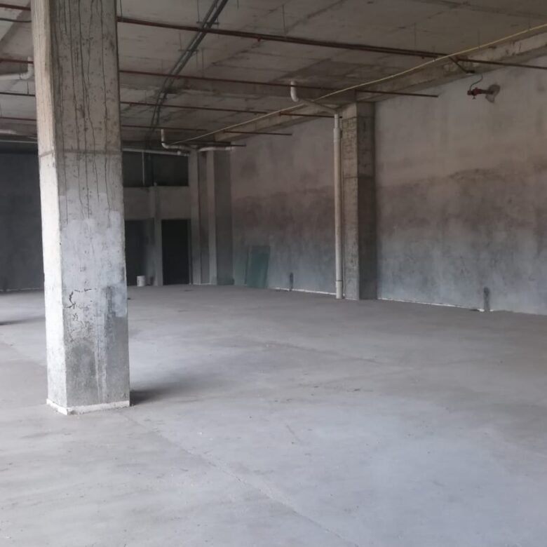 Obtenga Resultados – Brisas del Golf – Signature Plaza: Local Comercial Piso 2