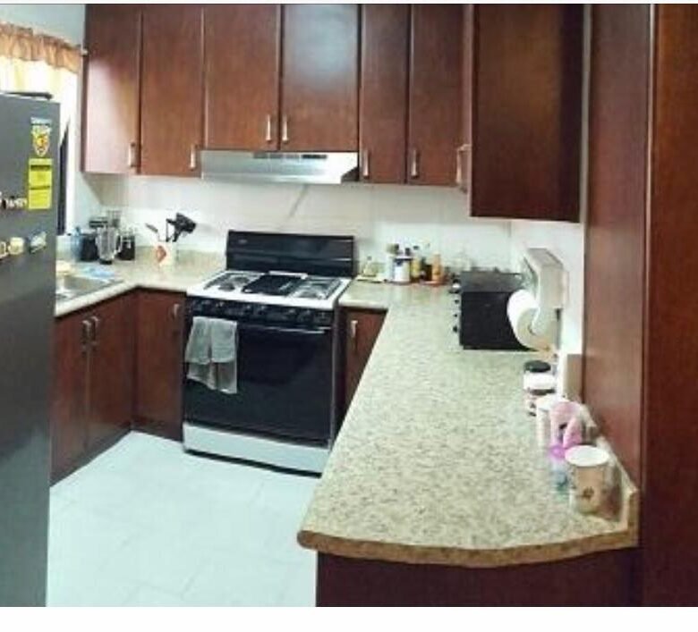 Casa en Chanis: Cómoda Ubicación (Céntrica) – Para Uso Residencial o Comercial