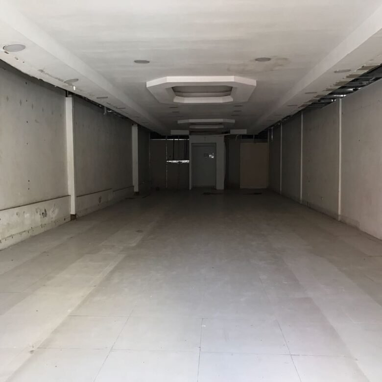 Zona Libre de Colón: Local Comercial Planta Baja en Alquiler, 260 m², Terminado
